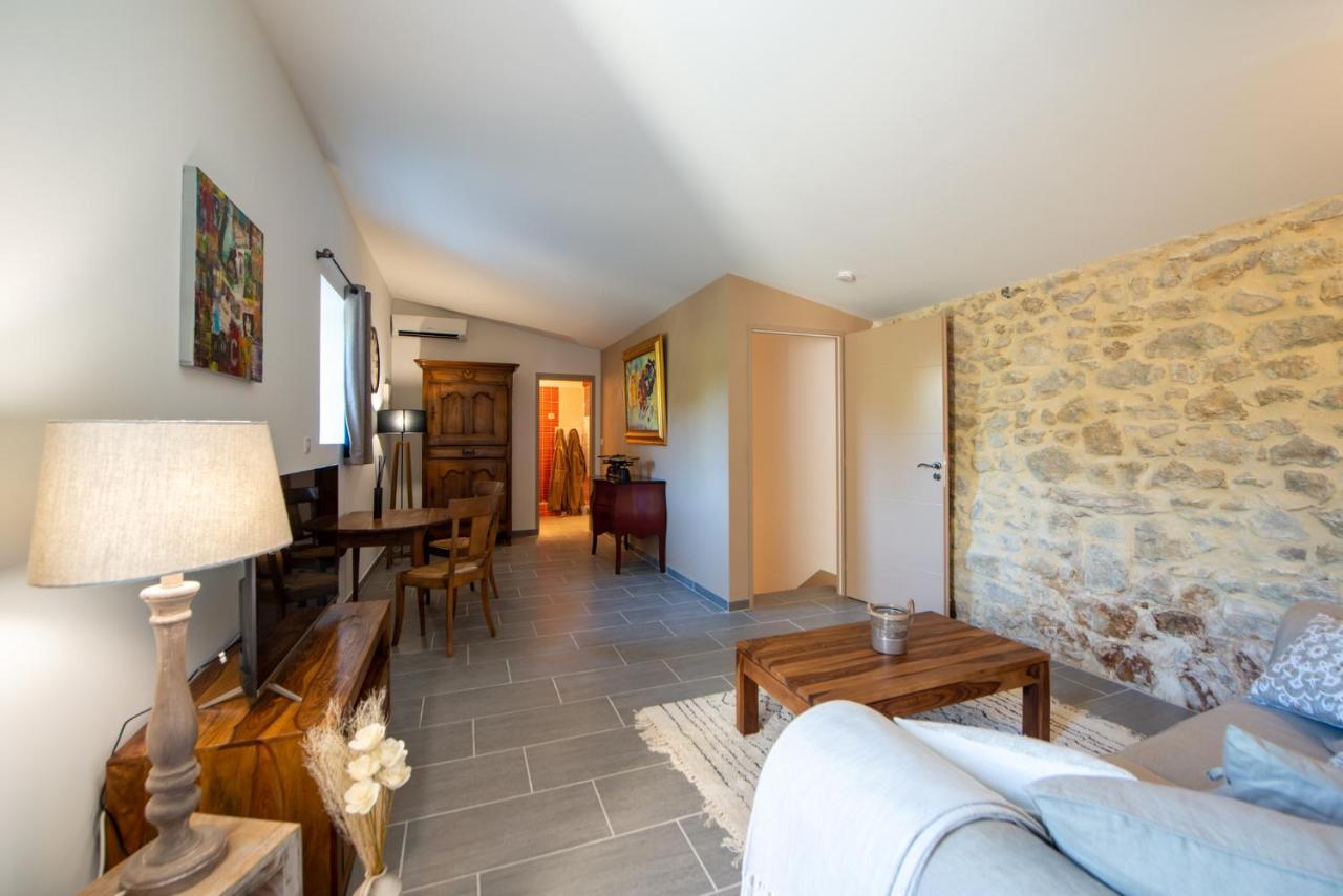 La Maison De Livia, Chambres D'Hotes, Piscine Chauffee, Proche Uzes, Nimes, Ales Sauzet  Exterior foto